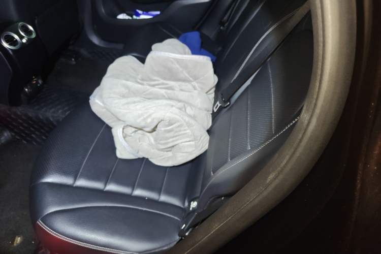 Used Mercedes-Benz GLC 2019 GLC 200 L 4MATIC Left Rear Seat