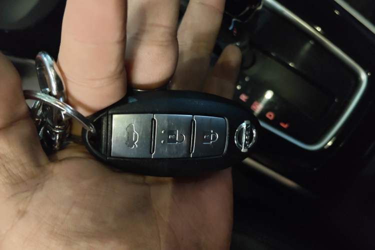 Used Nissan Sylphy 2019 1.6XV CVT Smart Connect Luxury Edition China VI Standard