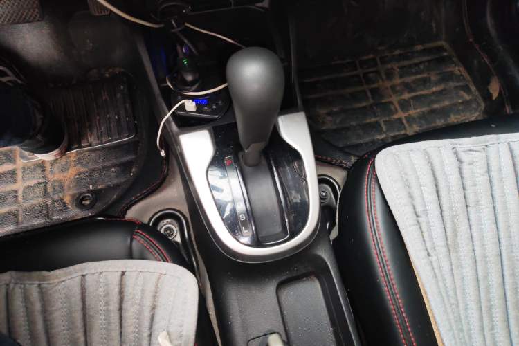 Used Honda Fit 2014 1.5L EX CVT Elite Model Gear Lever