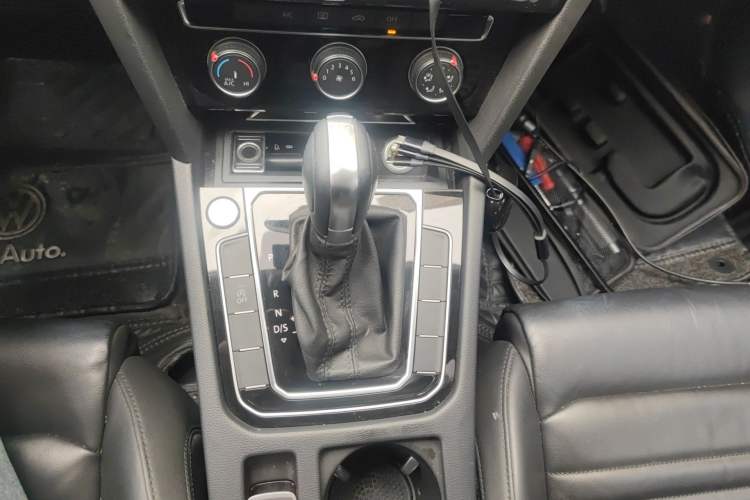 Used Volkswagen Magotan 2019 330TSI DSG Leading Edition China V Standard
