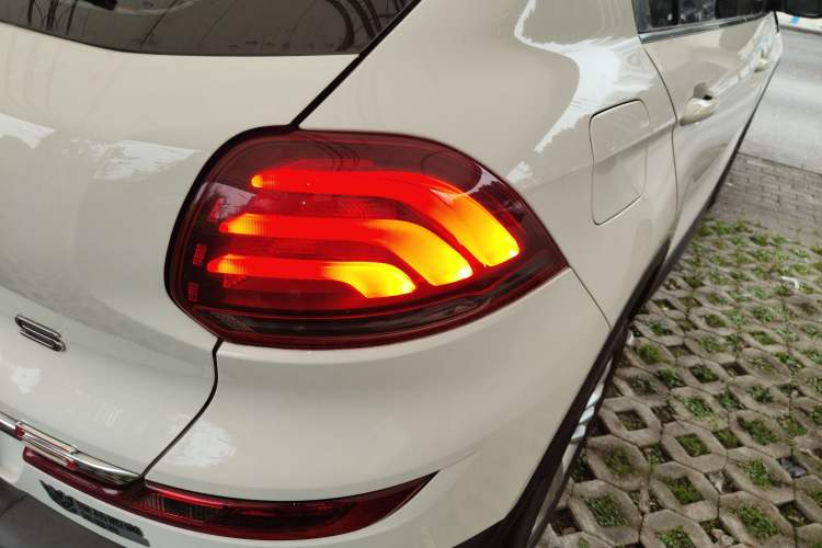 Used Qoros 5 2017 1.6T Automatic Prestige Model