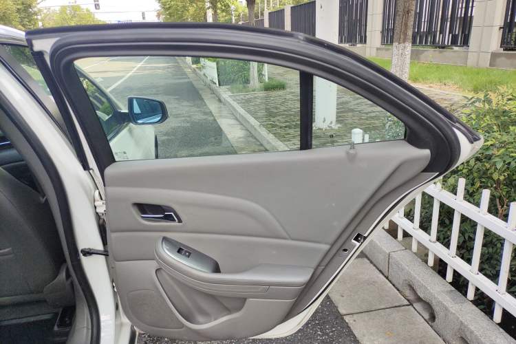 Used Chevrolet Malibu 2013 2.0L Automatic Luxury Edition