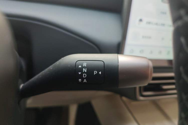 Used Li Auto MEGA 2025 Home Family Special Edition