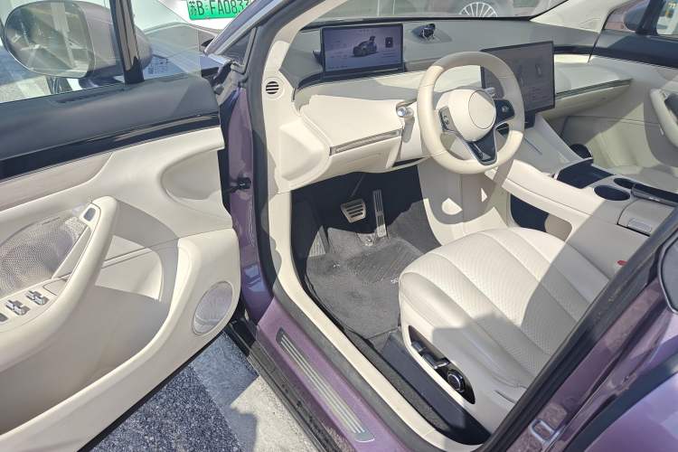 Used Hima Luxeed R7 2024 All-Electric 736 km Ultra Driver Seat