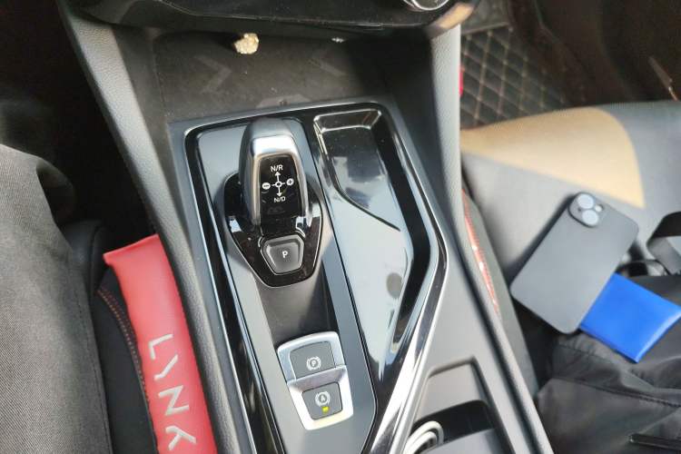 Used Lynk & Co 02 2018 1.5T DCT Two-Wheel Drive Pro Version China V Emission Standard