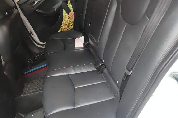 Used Roewe 360 2015 1.5L Automatic Luxury Edition
