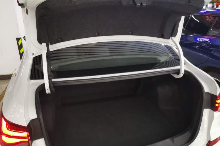 Used Chevrolet Monza 2022 320 Automatic Enjoyment Sunroof Version Trunk