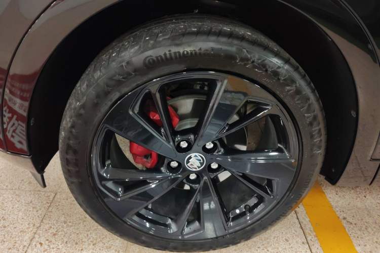 Used Buick Envision 2023 Encore S GS Four-Wheel Drive Sport Model Left Front Wheel Hub