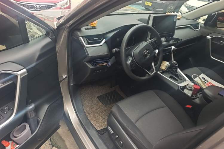 Used Toyota RAV4 2020 2.0L CVT Two-Wheel Drive Fashion Edition
