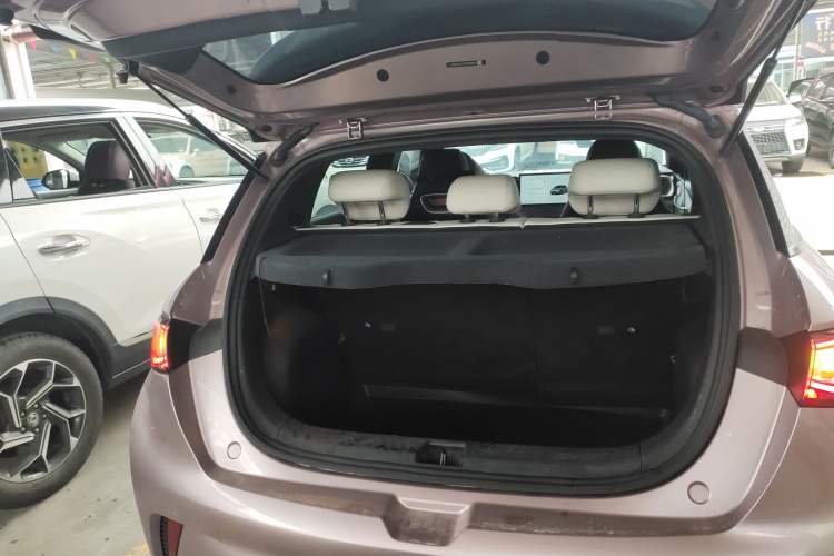 Used BYD Dolphin 2023 420 km Fashion Edition