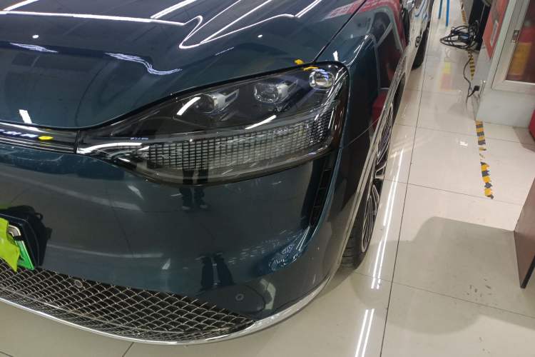 Used Hima AITO M9 2024 All-Electric Ultra Version 100 kWh 6-Seater Model Left Front Headlight