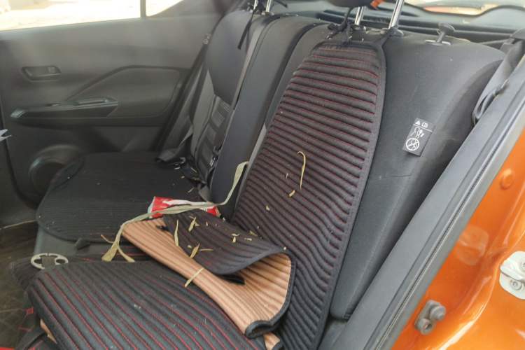 Used Nissan Kicks 2017 1.5L Manual Cool Dynamic Edition Left Rear Seat