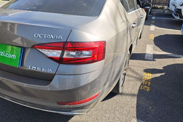 Used Skoda Octavia 2018 TSI280 DSG Luxury Edition
