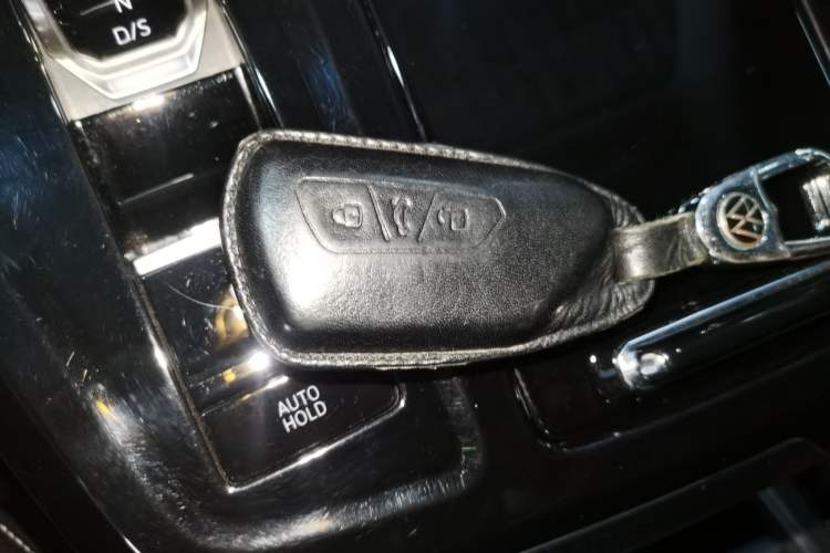 Used Volkswagen Talagon 2024 380TSI All-Wheel Drive Luxury Prestige Pro 6-Seater Interior 1