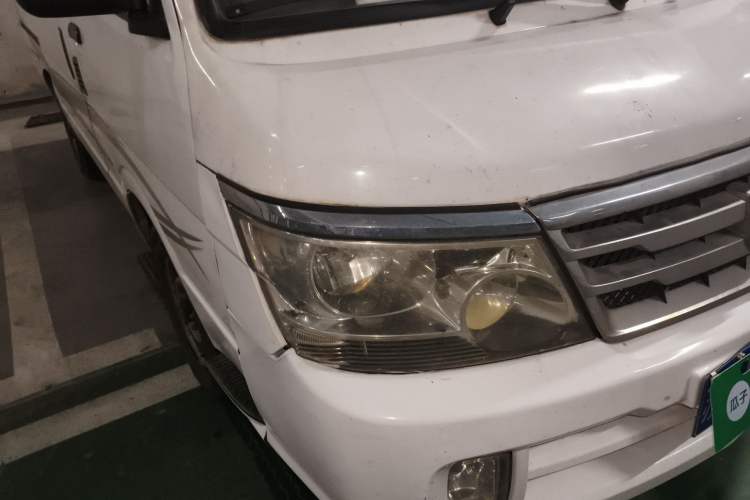 Used Jinbei Hiace 2014 2.0L 5th Generation Kuaiyunwang Business Version 4G20B Right Front Headlight