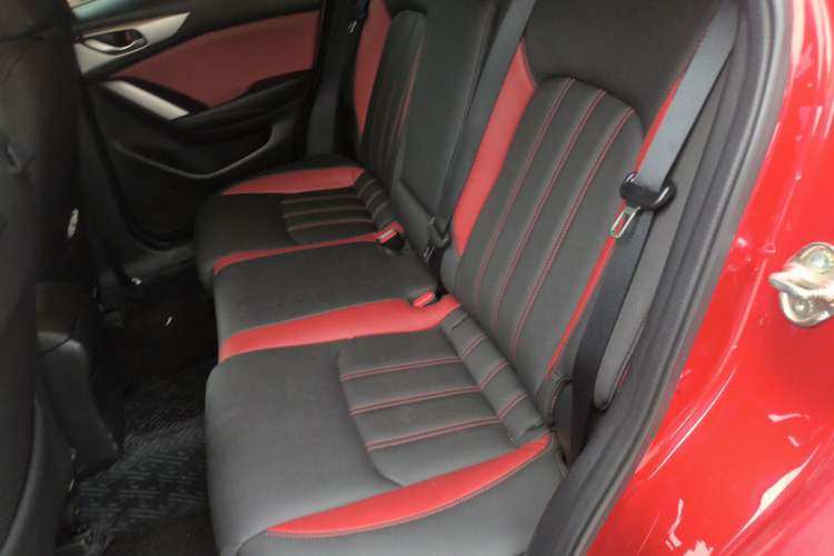 Used Mazda CX-4 2016 2.0L Automatic 2WD Blue Sky Dynamic Edition Left Rear Seat