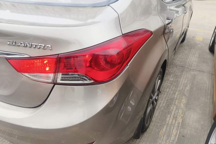 Used Hyundai Elantra (5th Generation / Langdong) 2015 1.6L Automatic Leading Model