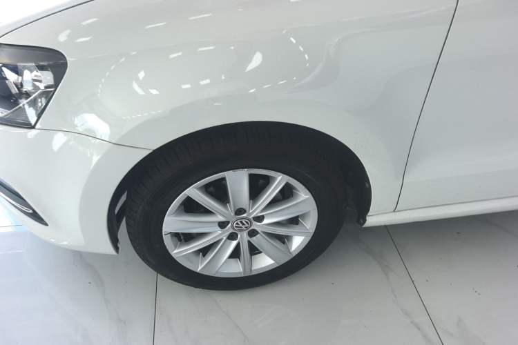 Used Volkswagen Polo 2014 1.4L Manual Comfort Edition