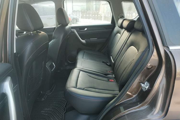 Used Haval H6 2015 Sport Edition 1.5T Automatic Two-Wheel Drive Luxury Model