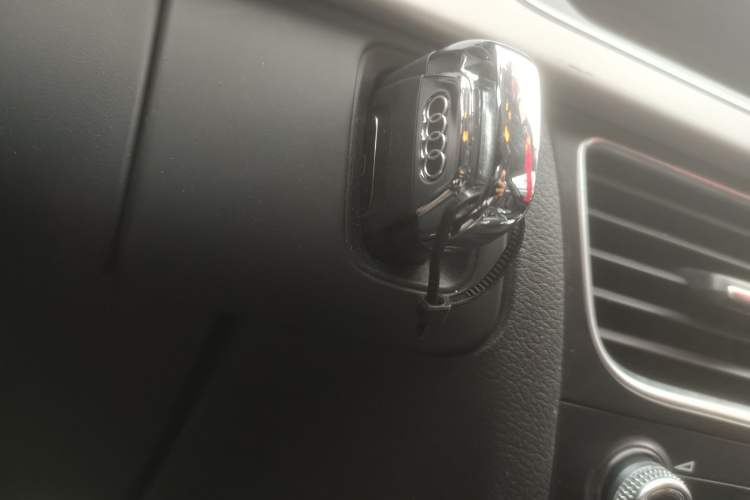 Used Audi A4L 2016 35 TFSI Collector's Edition Automatic Standard Model
