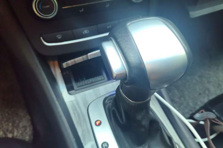 Used Roewe 550 2013 550S 1.8L Automatic Start-Zhen Edition