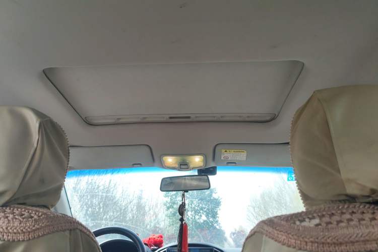 Used Roewe 350 2013 350C 1.5L Manual Swift Edition