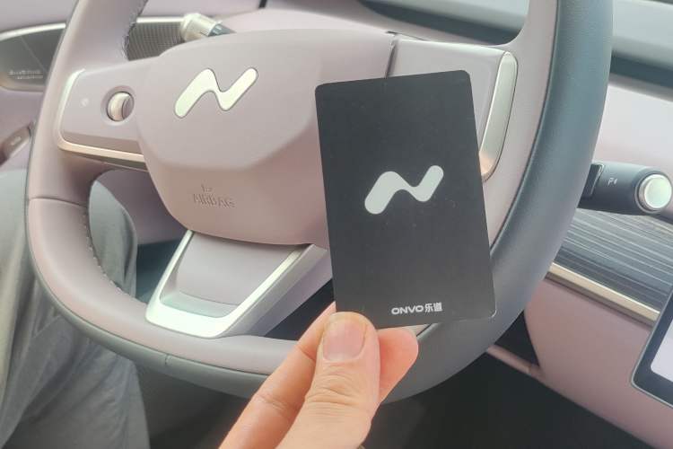 Used ONVO L60 2024 60 kWh Rear-Drive Version