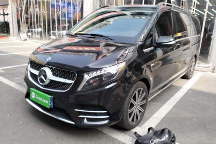 Used Mercedes-Benz V-Class 2022 V 260 L Long-wheelbase Luxury Edition