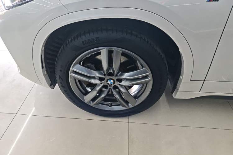 Used BMW X2 2023 sDrive25i M Sport Night Edition Left Front Wheel Hub