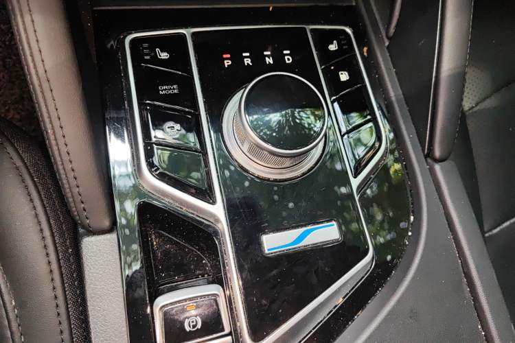 Used Dongfeng Fengon E3 2019 EVR Extended-Range Luxury Model