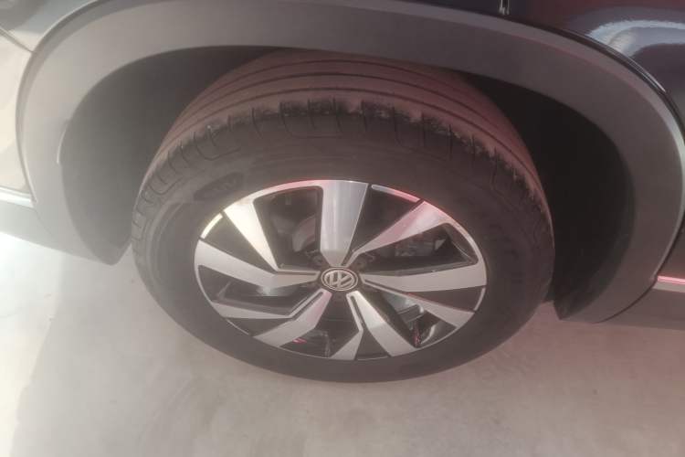 Used Volkswagen Tayron 2019 330TSI Two-Wheel Drive Luxury Model China VI Standard
