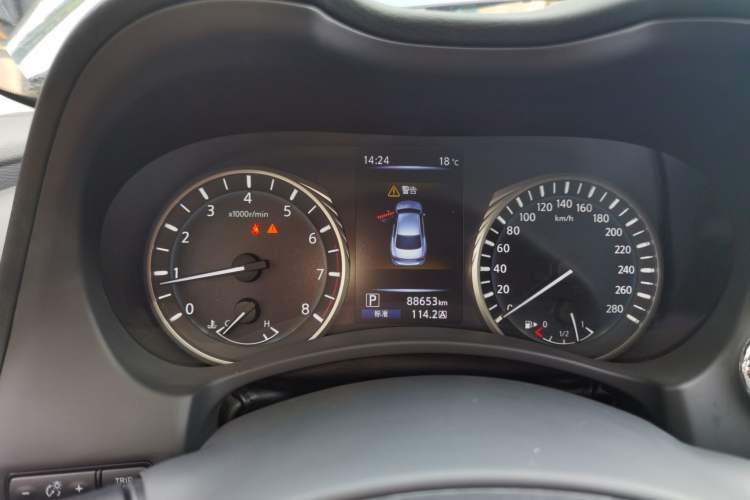 Used Infiniti Q50L 2018 2.0T Comfort Edition China VI Standard
