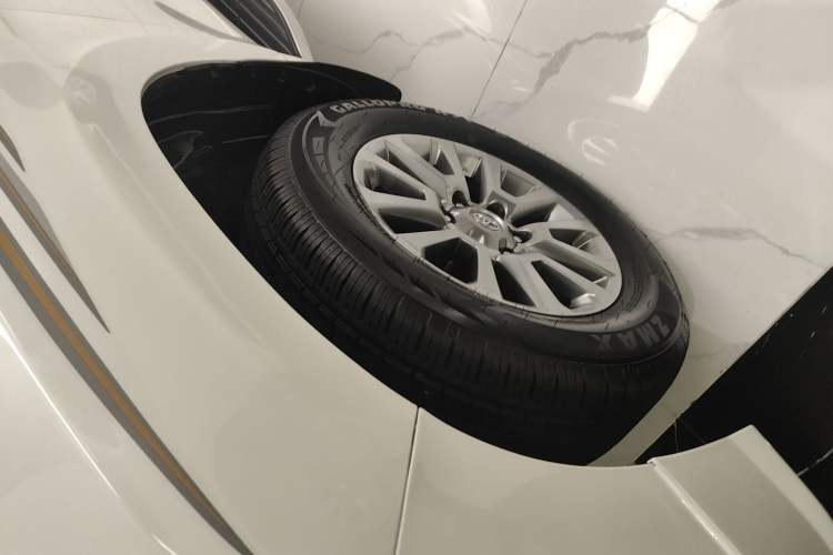 Used Toyota Prado 2018 3.5L Automatic TX-L with Rear-Mounted Spare Tire