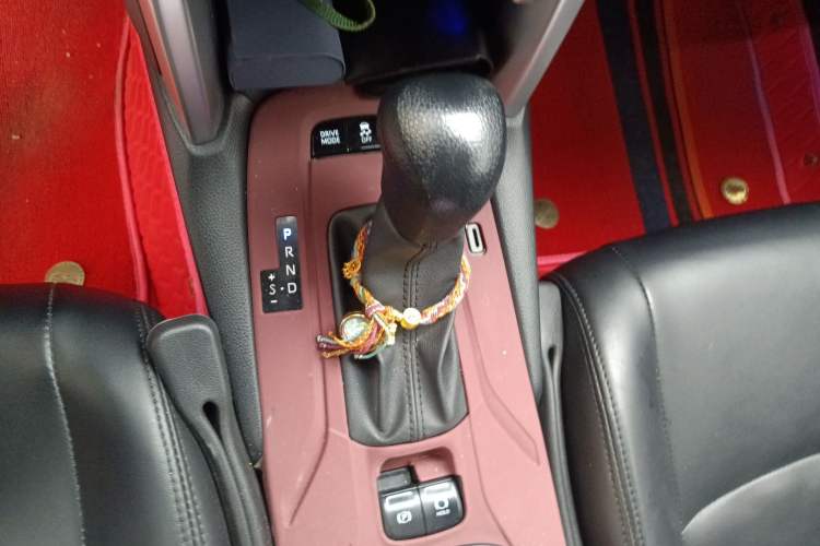 Used Toyota Corolla Cross 2023 Dual-Motor 2.0L Elite Edition Gear Lever