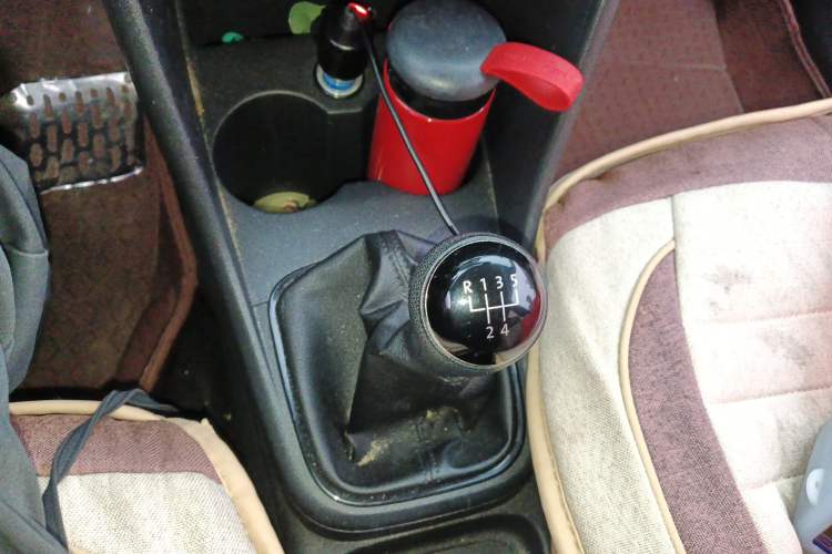 Used Volkswagen Polo 2016 1.4L Manual Fashion Model Gear Lever