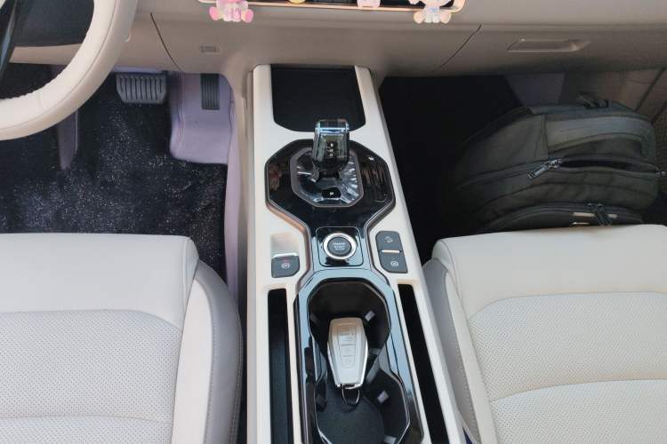 Used Geely Auto icon 2026 Model Chocolate 1.5TD Pure & Refined Edition
