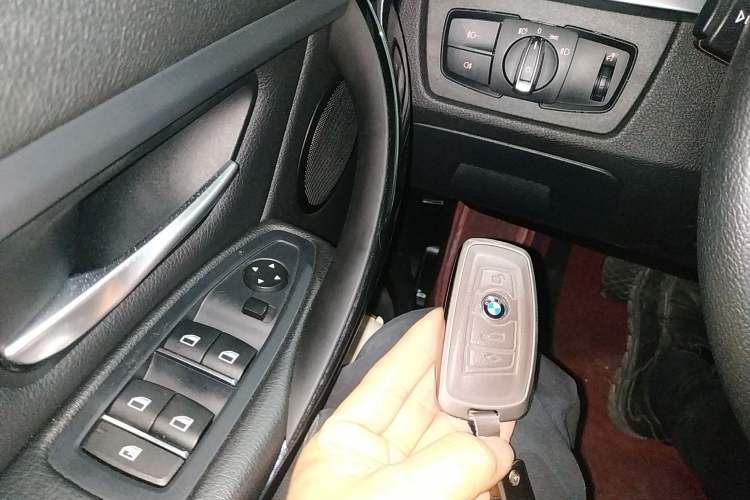 Used BMW 3 Series 2016 320Li Ambition Model Vehicle Key