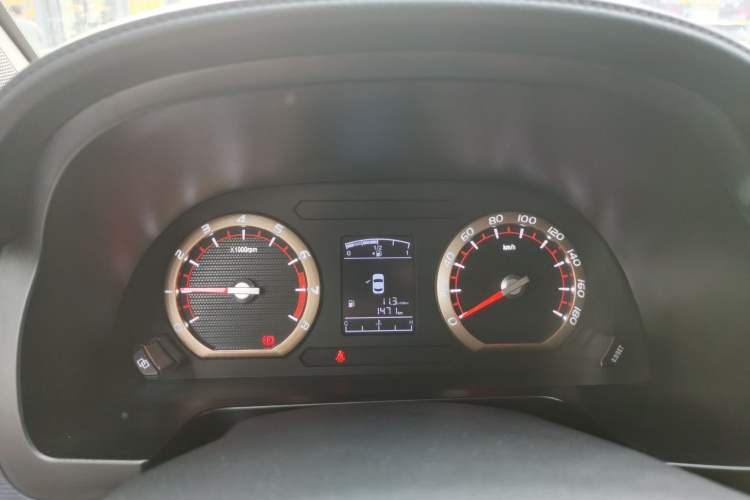 Used FORTHING Lingzhi 2023 M5L 1.6L Comfort Edition 7-Seater