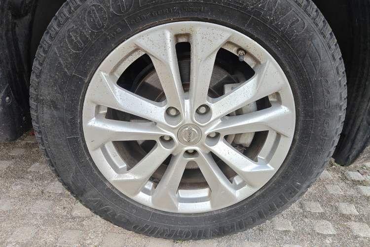 Used Nissan X-Trail 2014 2.5L CVT Luxury Edition 4WD