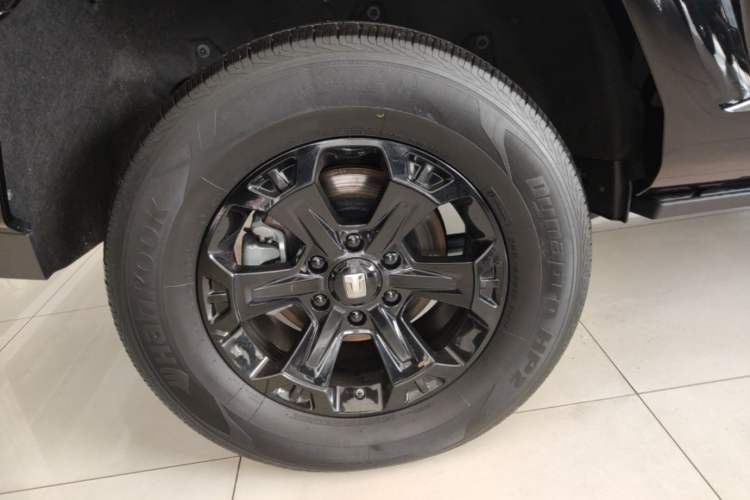 Used Tank 400 New Energy 2024 Hi4-T Off-Road Edition Right Rear Wheel Hub