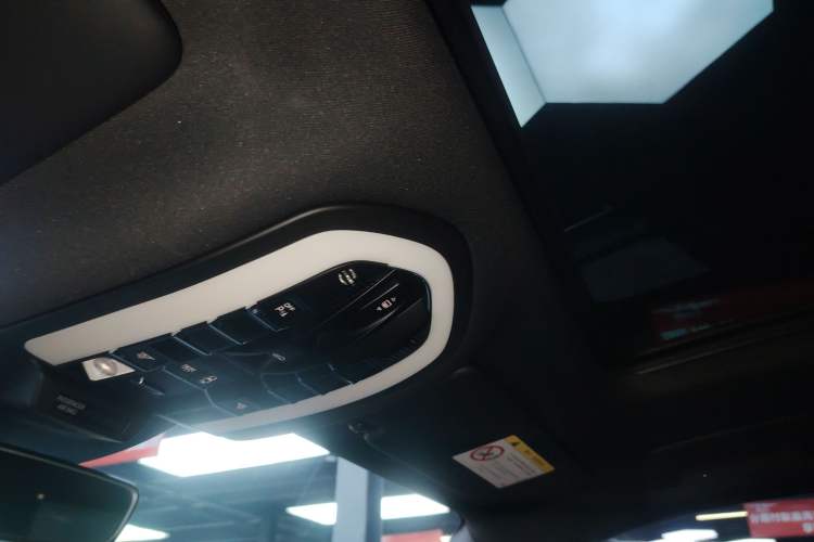 Used Porsche Macan 2021 Macan 2.0T
