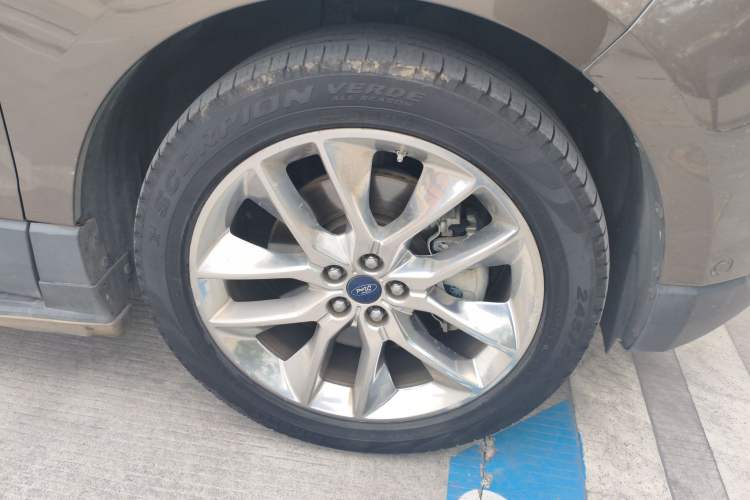 Used Ford Edge 2016 EcoBoost 245 Four-Wheel Drive Titanium 7-Seater