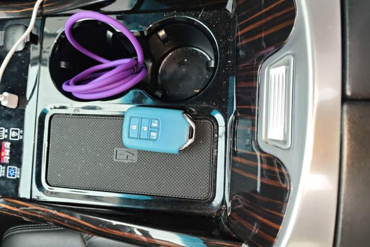 Used Honda Odyssey 2015 2.4L Supreme Edition
