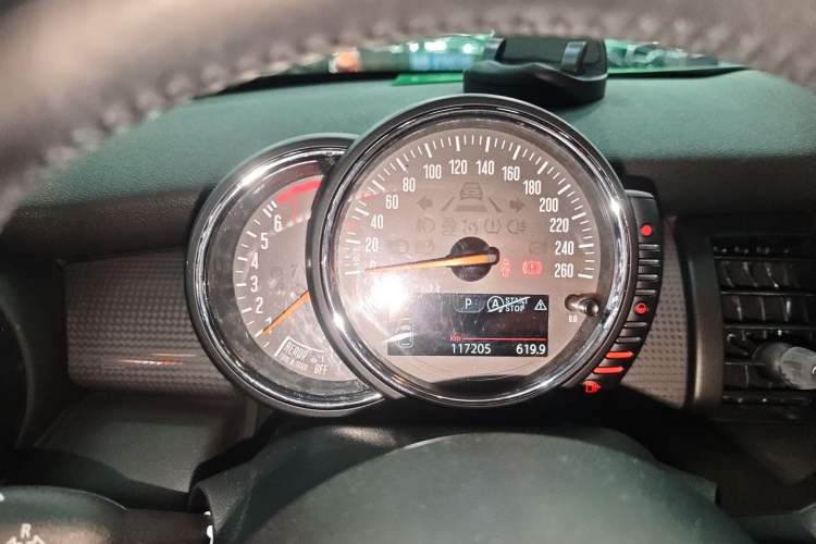 Used MINI MINI 2014 1.5T COOPER Fun