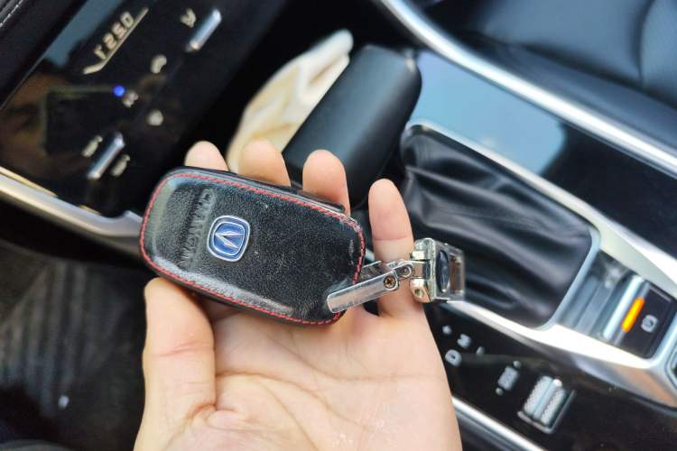 Used CHANGAN CS75 2020 280T DCT Luxury Model China VI Standard