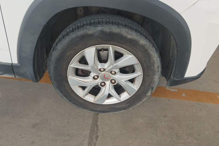 Used Wuling Hongguang S3 2018 1.5L Manual Comfort Model China V Standard