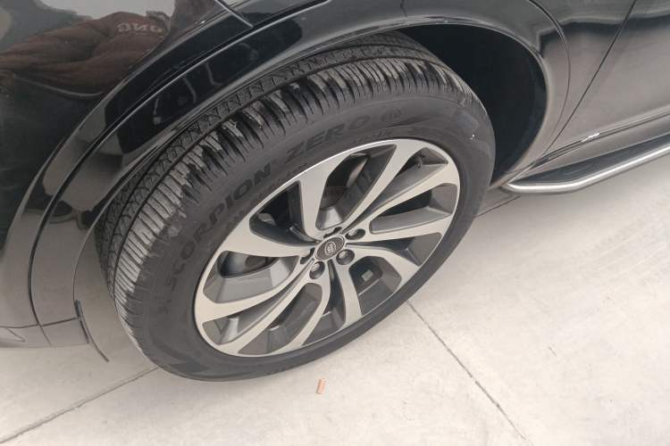 Used Land Rover Discovery Sport 2022 249 PS Metropolitan Edition 5 Seats