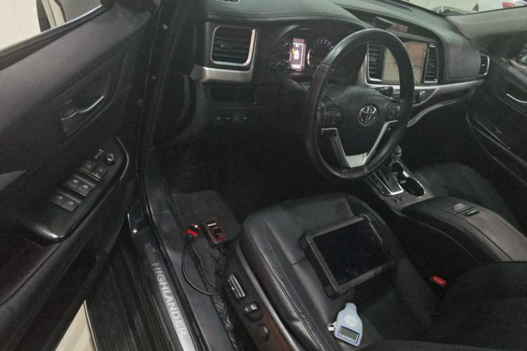 Used Toyota Highlander 2021 2.0T Four-Wheel Drive Luxury Edition 7 Seats
