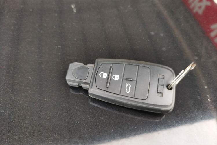 Used Fiat Viaggio 2015 1.4T Manual Enjoyment Edition Vehicle Key