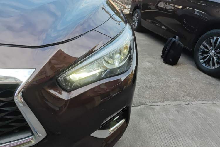 Used Infiniti Q50L 2018 2.0T Enjoyment Version China V Standard
